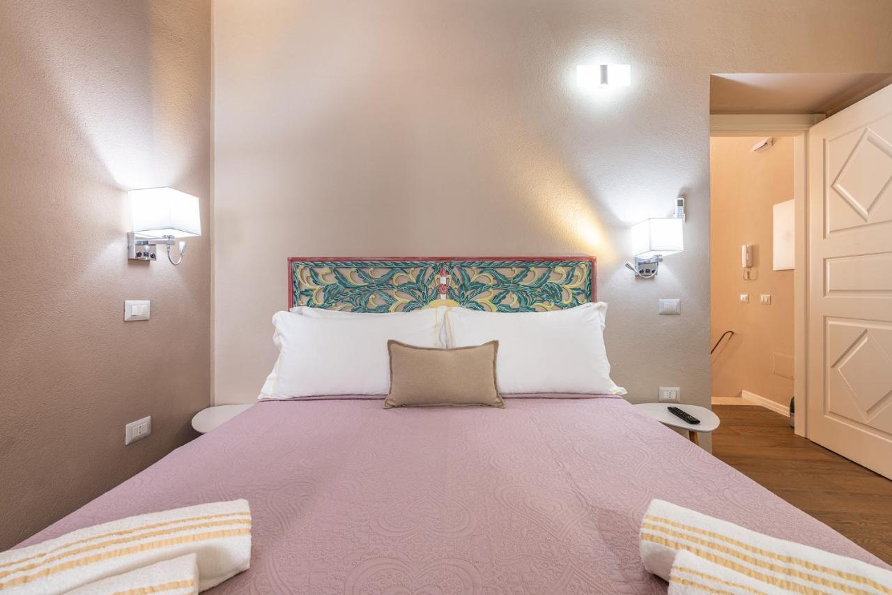 Promenade Boutique Rooms - City Centre Cagliari Exterior foto